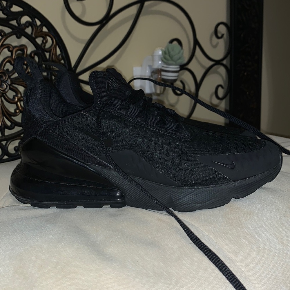 Nike AirMax tennis shoes